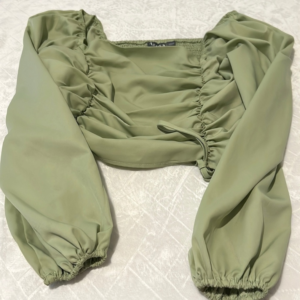 Arula Shirt